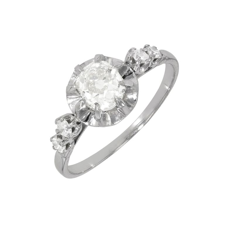 Acheter Bague vintage diamants 0.57 carat or blanc 2.25g Comme neuf - 900,00 € Bague vintage diamants 0.57 carat or blanc 2.25g Comme neuf - reconditionné disponible sur Gemme Les Bijoux
